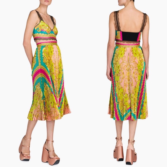 Versace SS22 Goddess Pleated Skirt IT38 - Picture 4 of 8